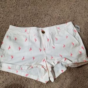 BNWT SO Size 11 Women's Shorts White w/ Flamingos